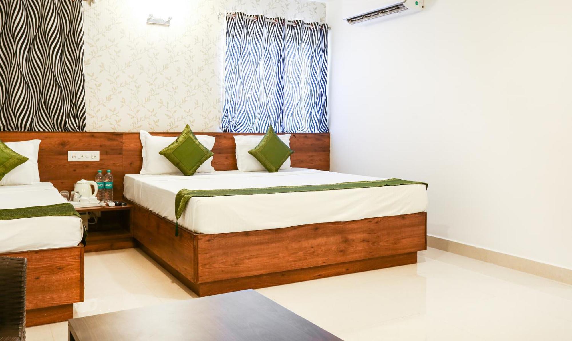 Treebo Comforts Inn, University Road Deralakatte Mangalore Esterno foto