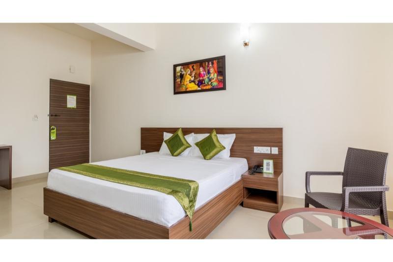 Treebo Comforts Inn, University Road Deralakatte Mangalore Esterno foto