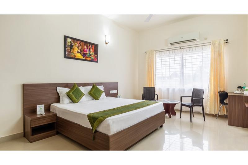 Treebo Comforts Inn, University Road Deralakatte Mangalore Esterno foto