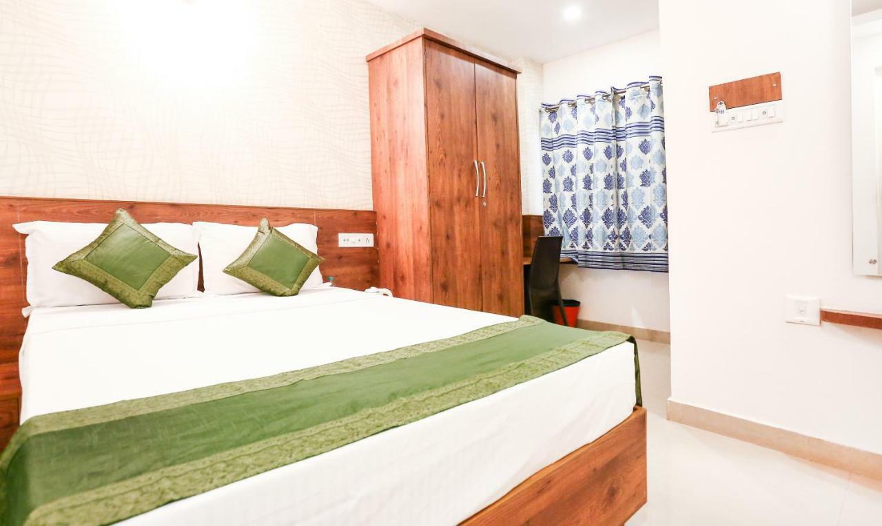 Treebo Comforts Inn, University Road Deralakatte Mangalore Esterno foto